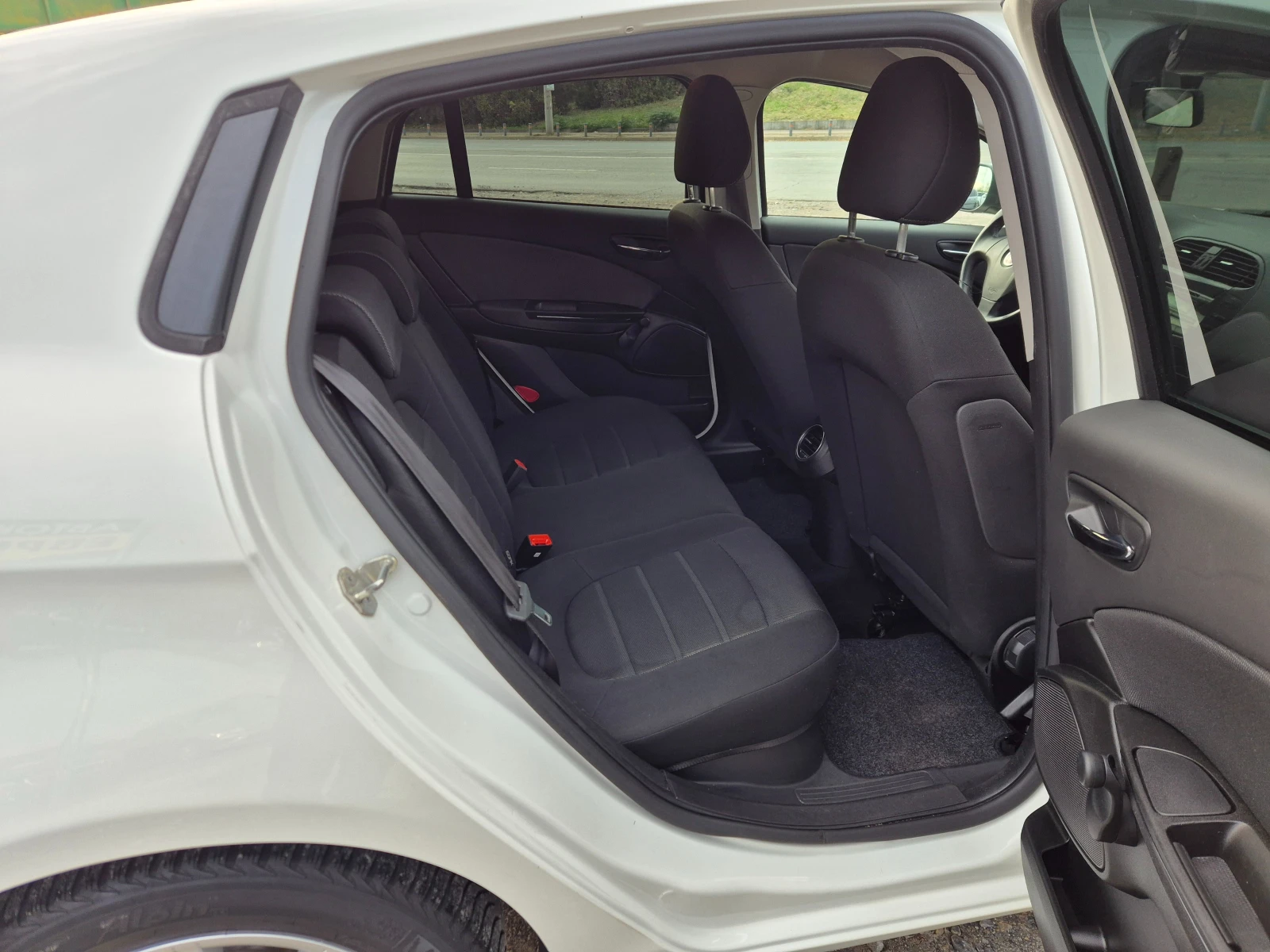 Fiat Bravo 1.4i 120�� | Mobile.bg � ����������� 10