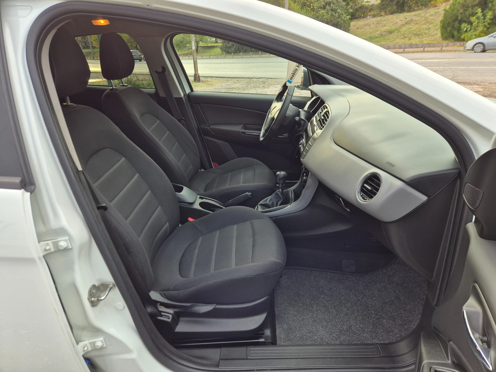 Fiat Bravo 1.4i 120�� | Mobile.bg � ����������� 9