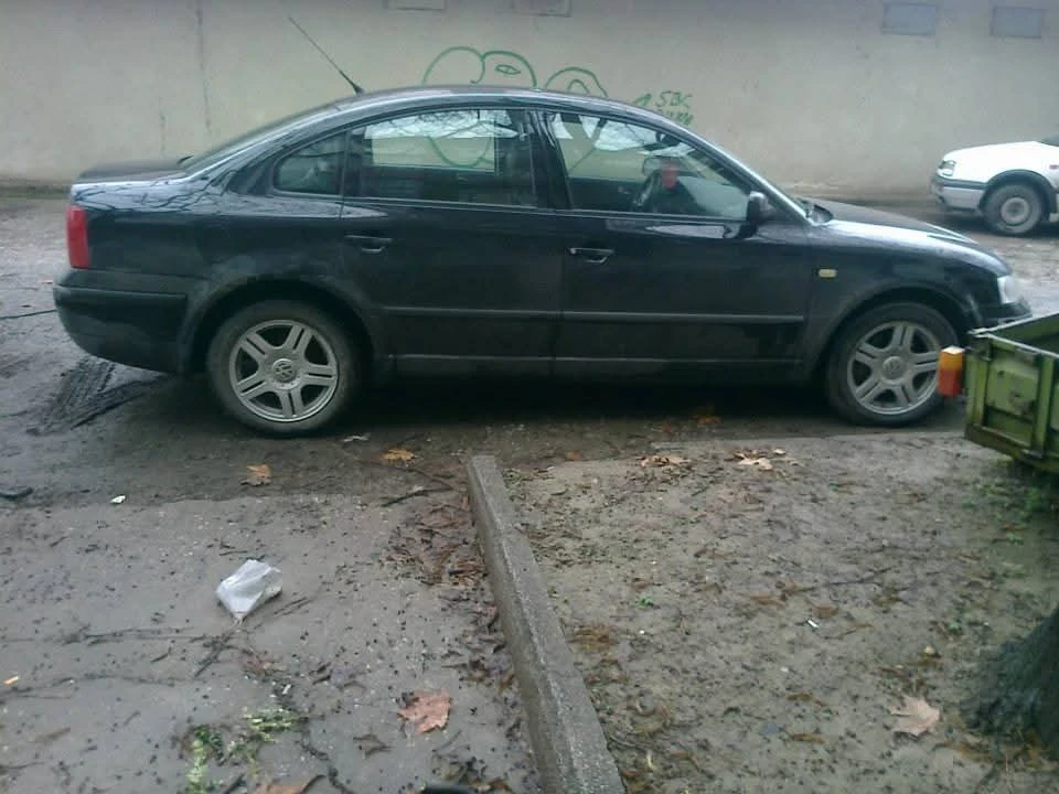 VW Passat, снимка 2 - Автомобили и джипове - 56574755