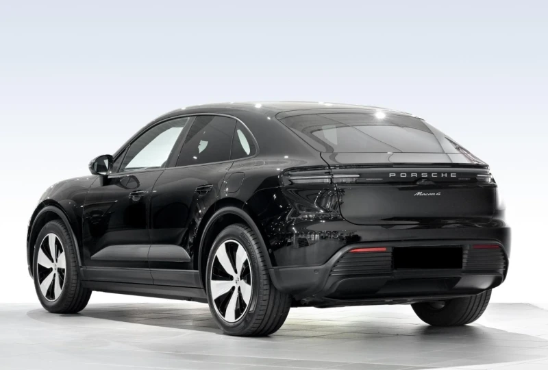 Porsche Macan 4 BOSE LED 360 CAMERA , снимка 2 - Автомобили и джипове - 52666812