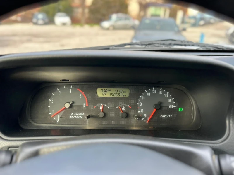 Nissan Terrano Нов внос Италия 3.0д 145к, снимка 14 - Автомобили и джипове - 53049993