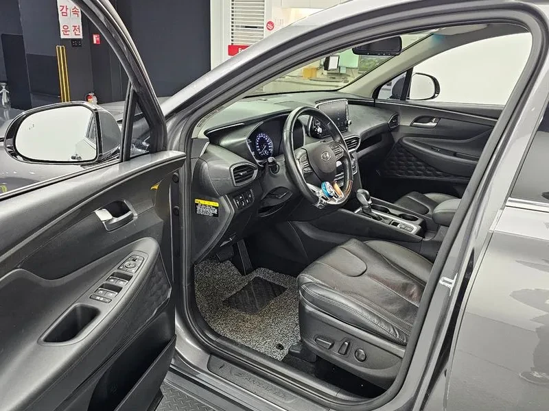 Hyundai Santa fe Gasoline 2.0T 2Wd Exclusive, снимка 11 - Автомобили и джипове - 56130168