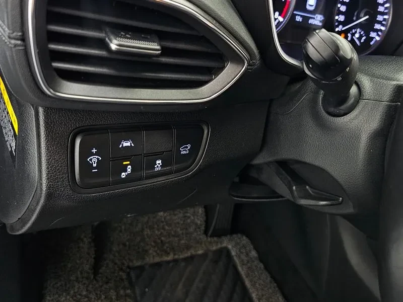 Hyundai Santa fe Gasoline 2.0T 2Wd Exclusive, снимка 17 - Автомобили и джипове - 56130168