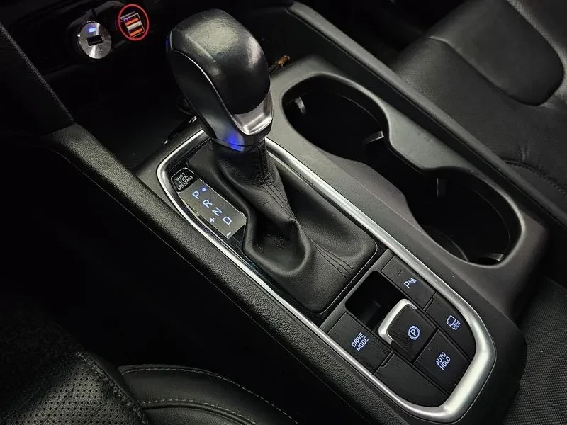 Hyundai Santa fe Gasoline 2.0T 2Wd Exclusive, снимка 9 - Автомобили и джипове - 56130168