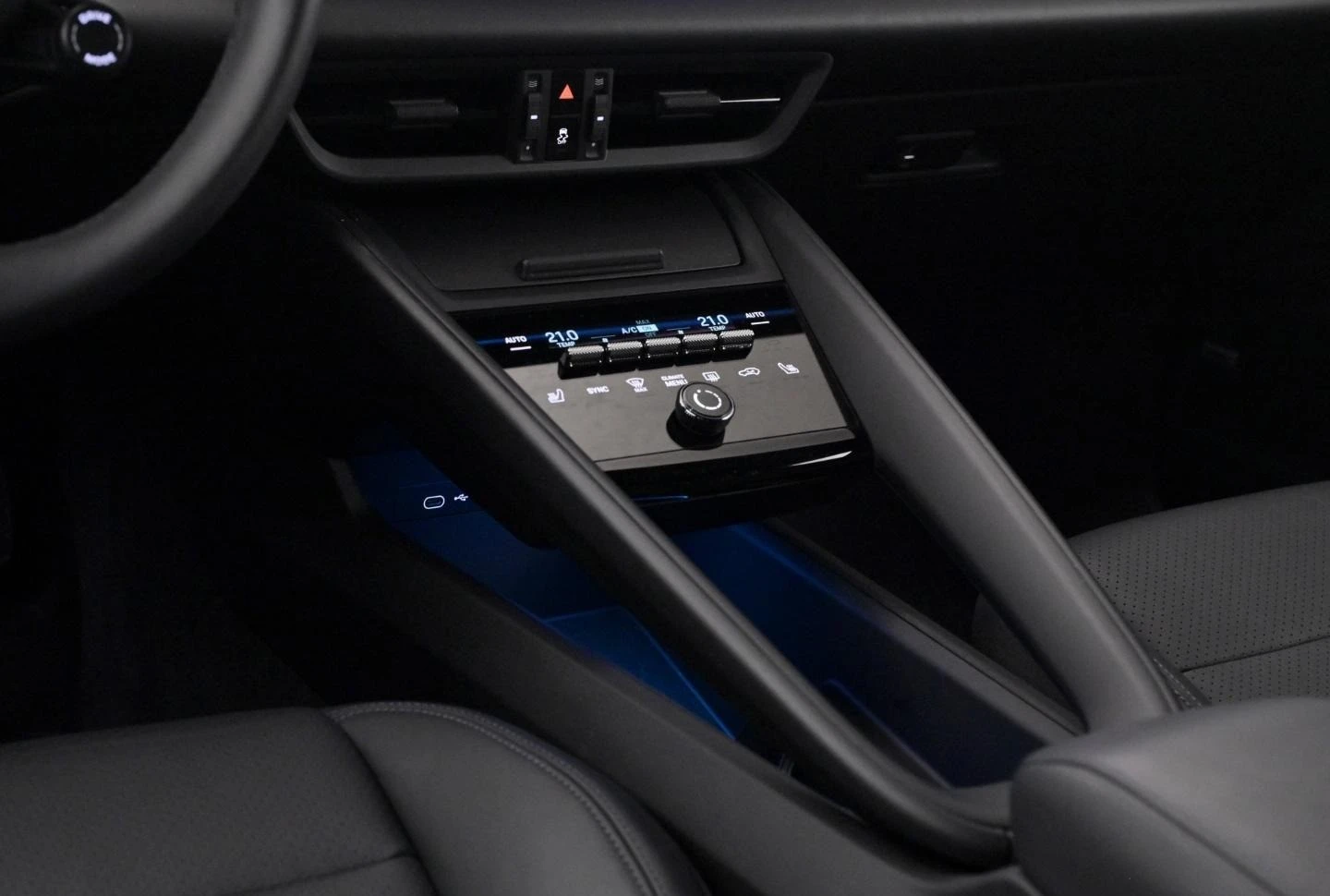 Porsche Macan 4 BOSE LED 360 CAMERA  - изображение 7