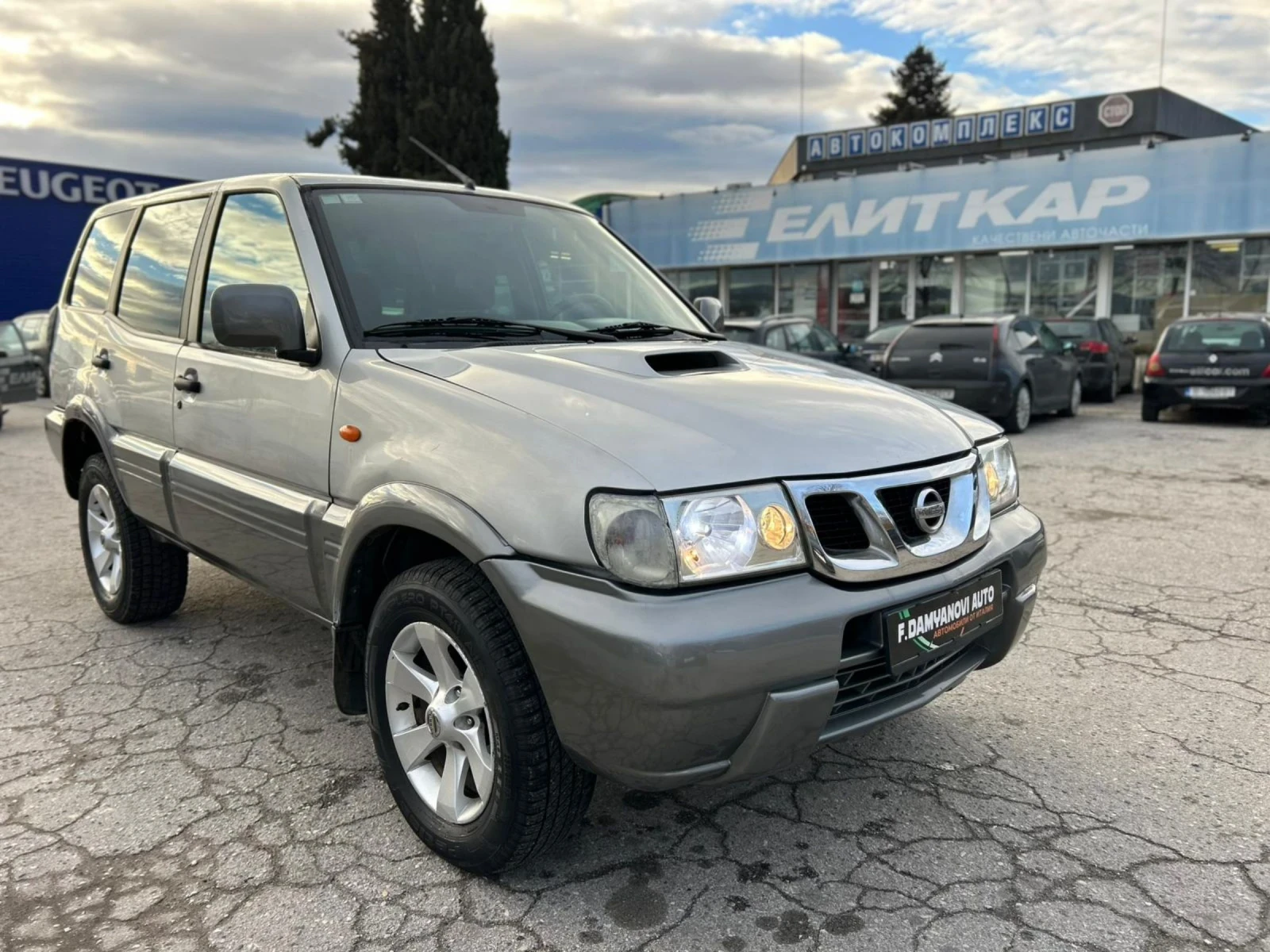 Nissan Terrano ��� ���� ������ 3.0� 145� | Mobile.bg � ����������� 1