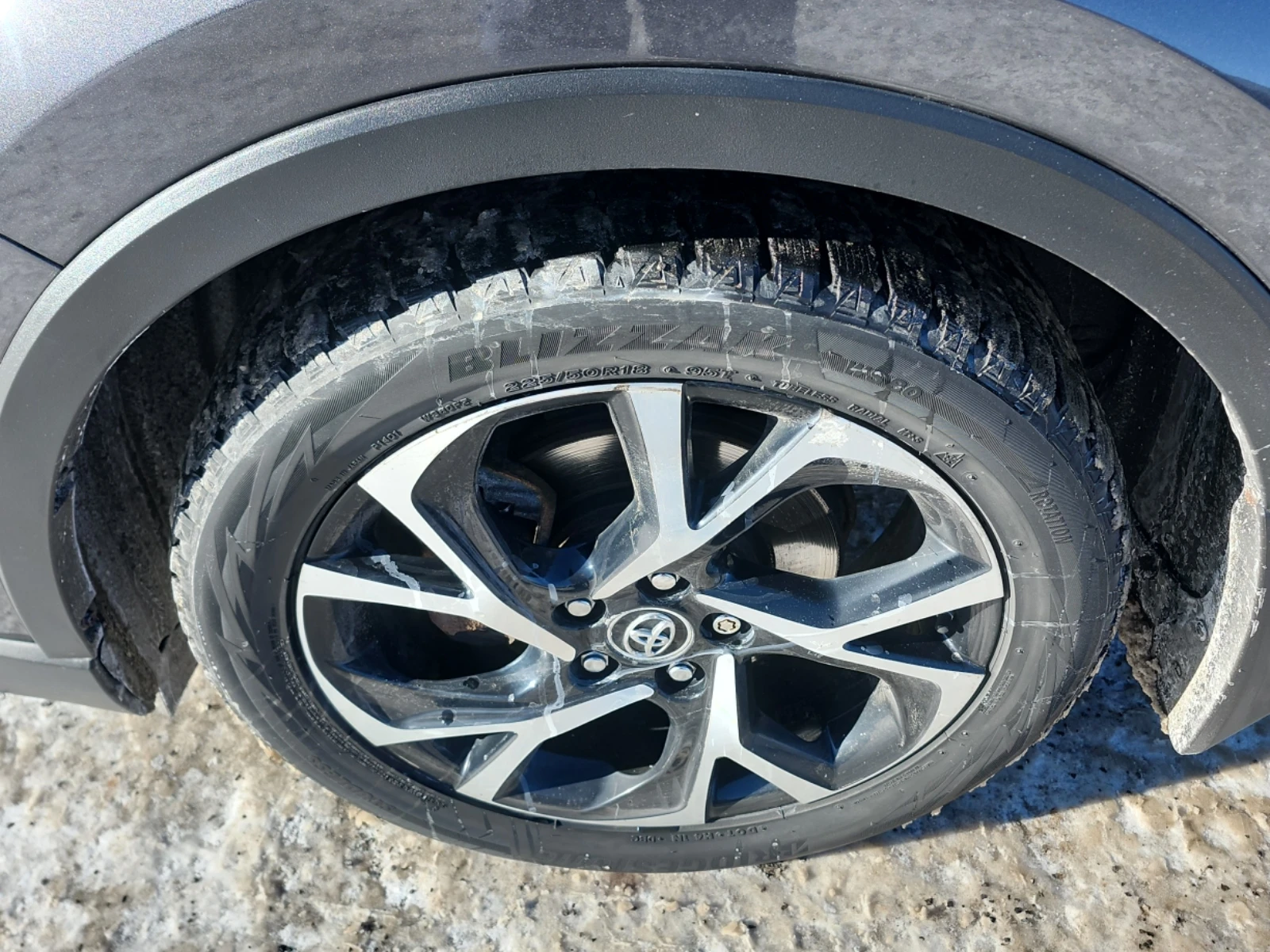 Toyota C-HR 2.0L| CARFAX| БЕЗ ПЪРВОНАЧАЛНА ВНОСКА - изображение 5