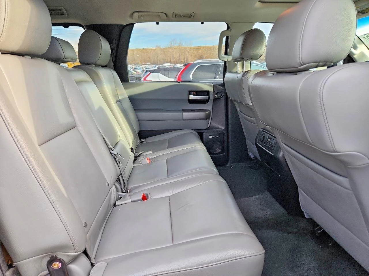 Toyota Sequoia LIMITED* ����* �������* ������* �������* 7 SEATS | Mobile.bg � ����������� 11