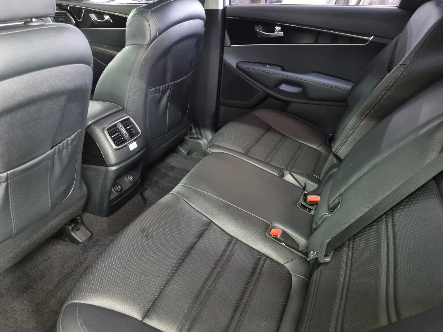 Kia Sorento, снимка 8 - Автомобили и джипове - 53878653