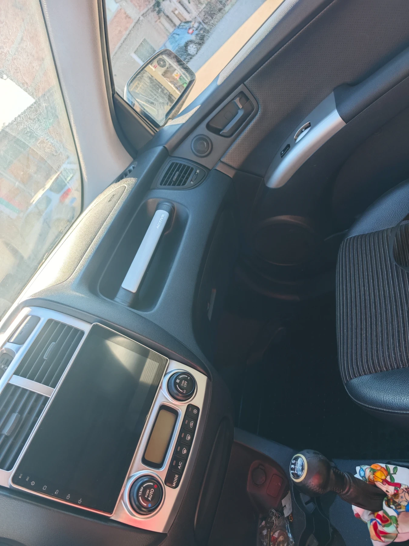 Kia Sportage 2.0 Gaz 141 hp, снимка 8 - Автомобили и джипове - 53889919