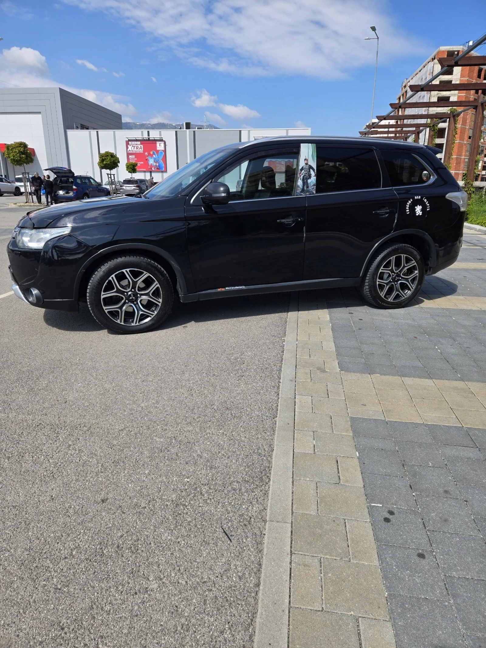 Mitsubishi Outlander 2, 2 4x4 DI-D, снимка 3 - Автомобили и джипове - 54650632