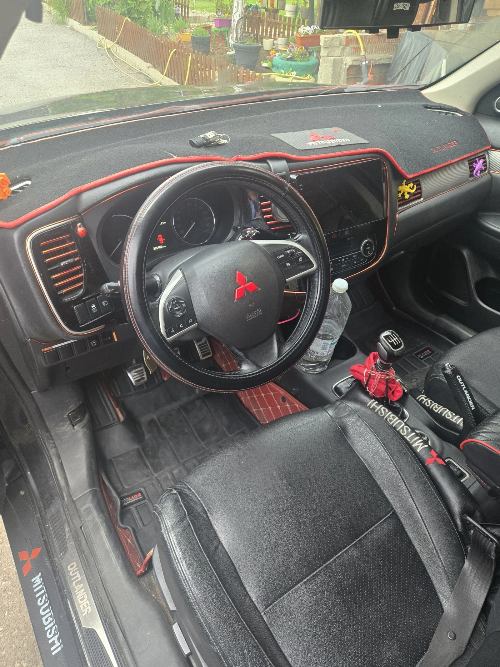Mitsubishi Outlander 2, 2 4x4 DI-D, снимка 13 - Автомобили и джипове - 54650632