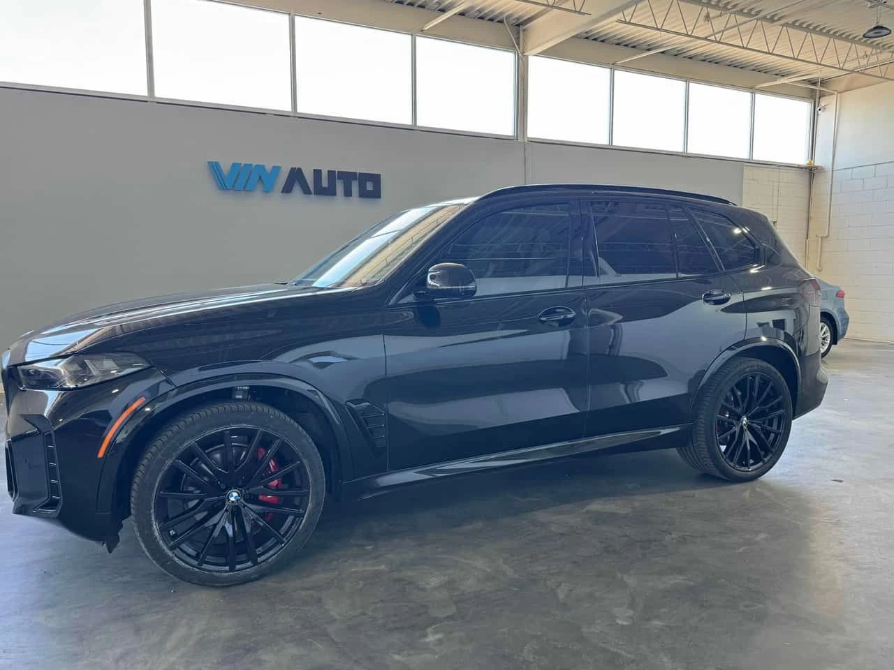 BMW X5 xDrive40i / 360 / DIS / HUD / Harman Kardon / , снимка 2 - Автомобили и джипове - 54978610