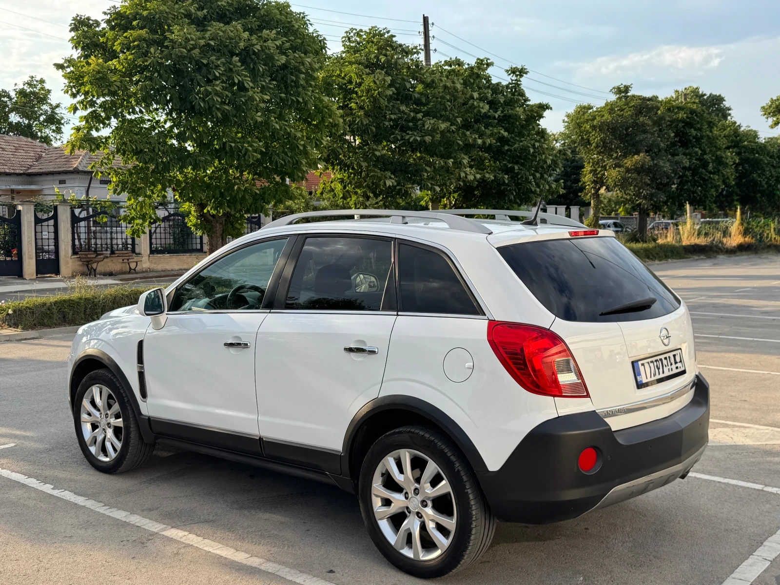 Opel Antara 2, 4 Cosmo, 4x4, автоматик, газ, снимка 9 - Автомобили и джипове - 55339705