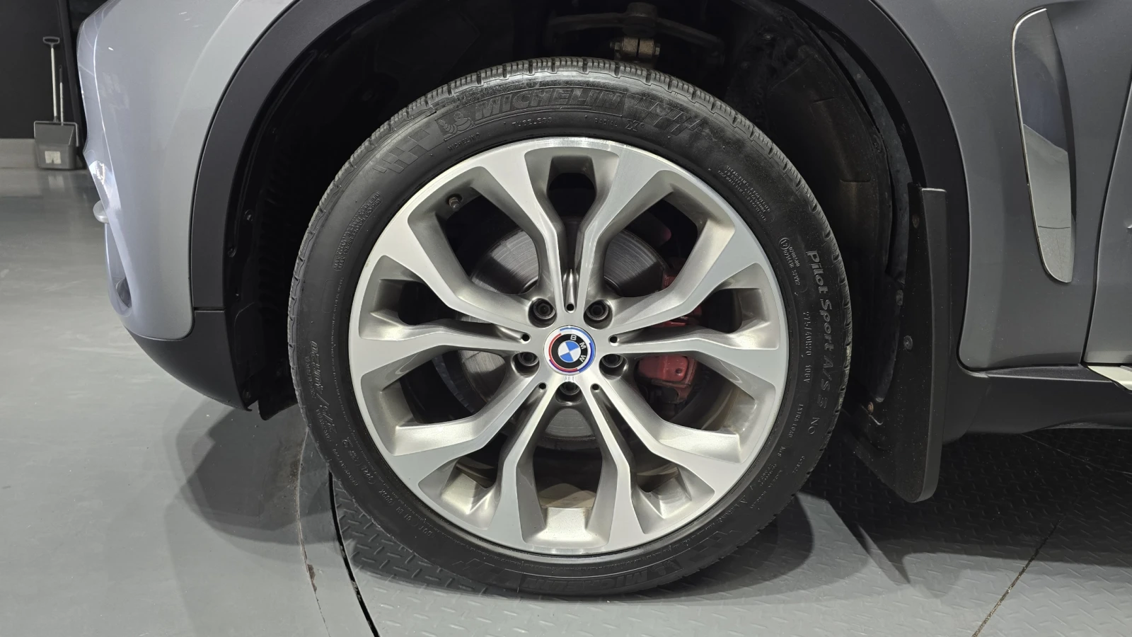 BMW X6 xDrive30d* HUD* 360* ЕЛ. БАГАЖНИК* КРАЙНА ЦЕНА, снимка 5 - Автомобили и джипове - 55348903