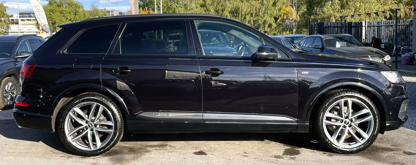 Audi Q7 3.0TDI 272HP S LINE PANO BOSE 6+ 1 DISTRONIC, снимка 4 - Автомобили и джипове - 55360591