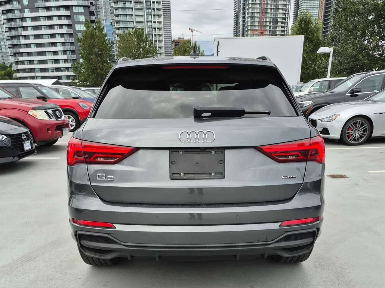 Audi Q3 PROGRESSIV S-LINE* DISTRONIC* AMBIENTNO* , снимка 4 - Автомобили и джипове - 55465430