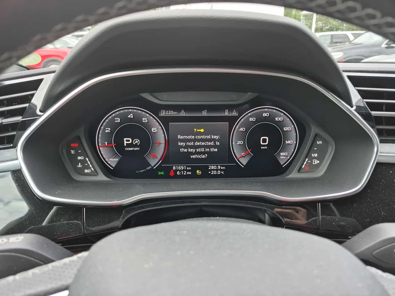 Audi Q3 PROGRESSIV S-LINE* DISTRONIC* AMBIENTNO* , снимка 8 - Автомобили и джипове - 55465430