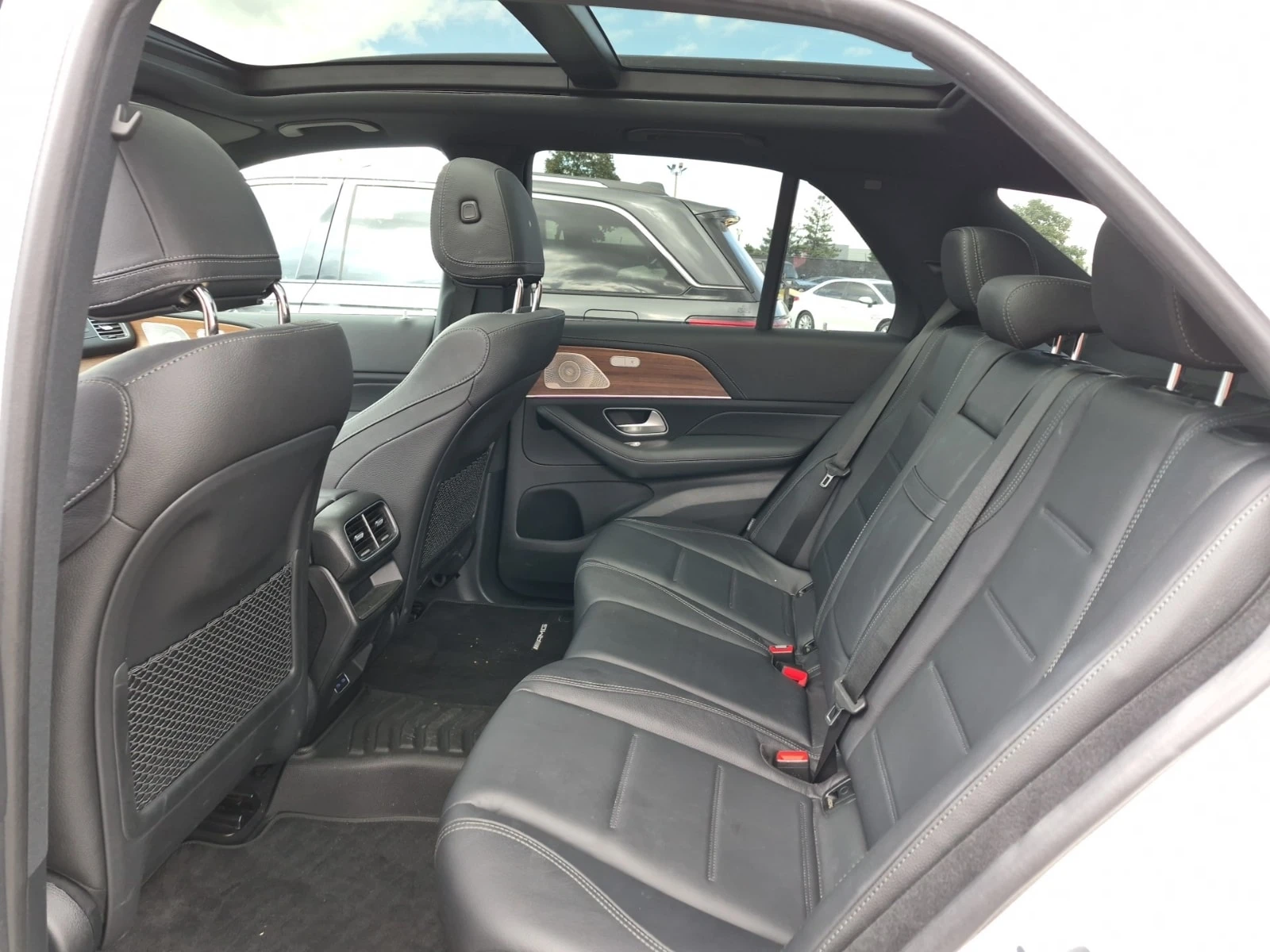Mercedes-Benz GLE 450  DISTRONIC / 360 / MEMORY / BURMESTER , снимка 12 - Автомобили и джипове - 56023327