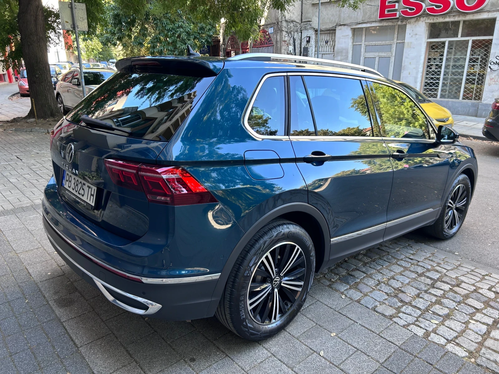 VW Tiguan 1.5 TSI в ГАРАНЦИЯ, снимка 5 - Автомобили и джипове - 56105210