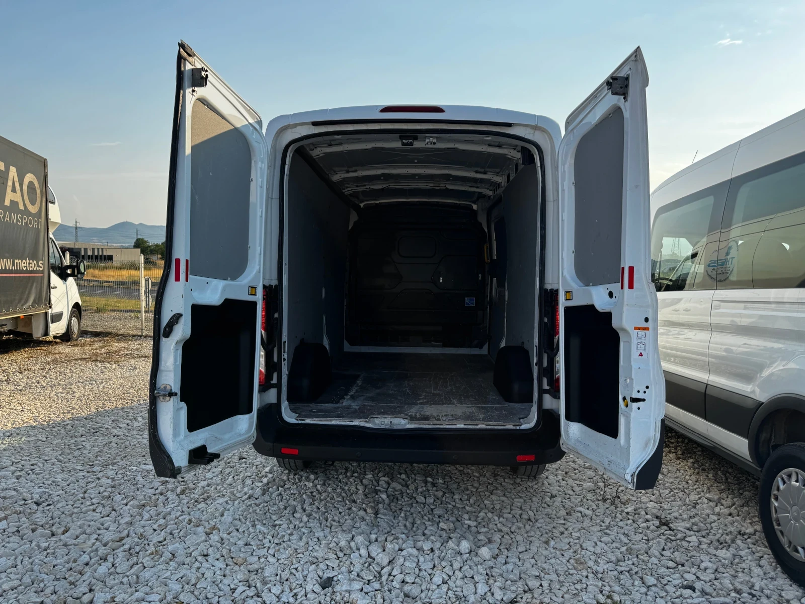 Ford Transit  - изображение 10