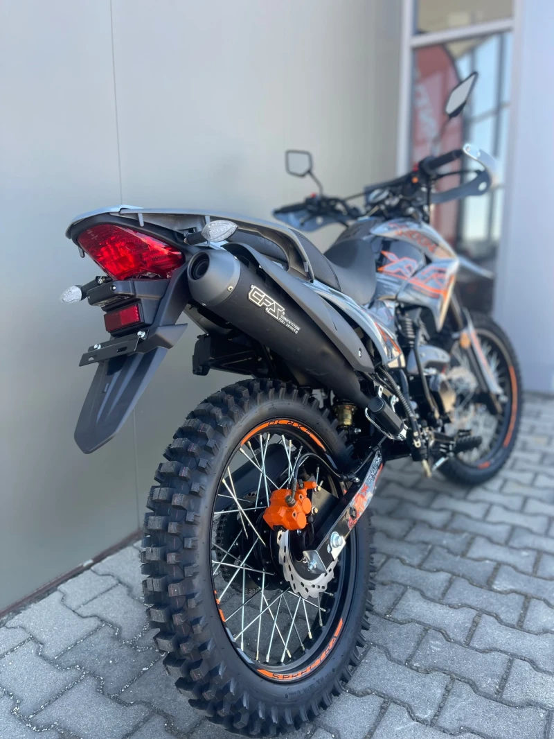 Lifan 250-4 Xeverus XVR 250, снимка 8 - Мотоциклети и мототехника - 51358153