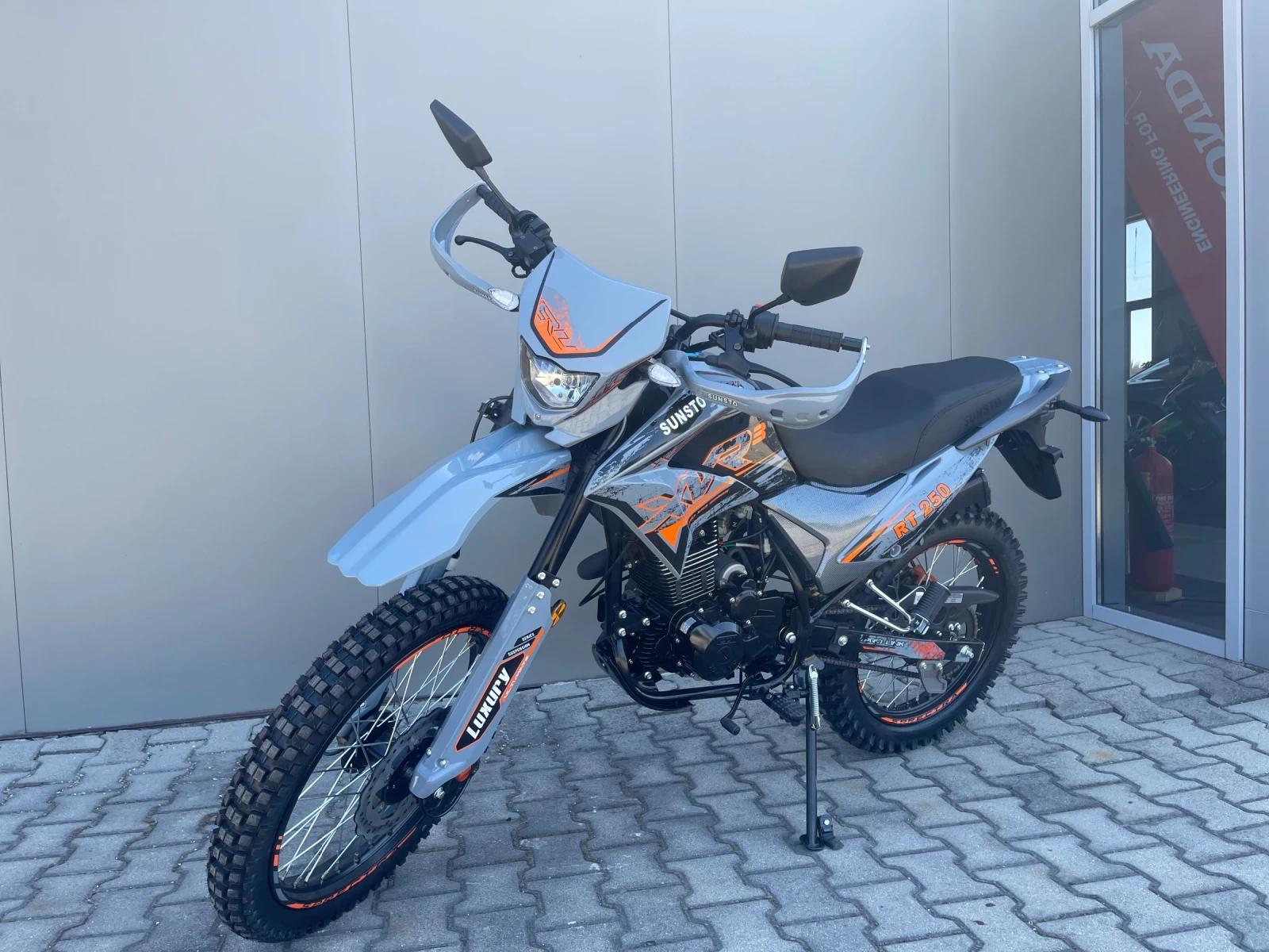 Lifan 250-4 Xeverus XVR 250 - изображение 3