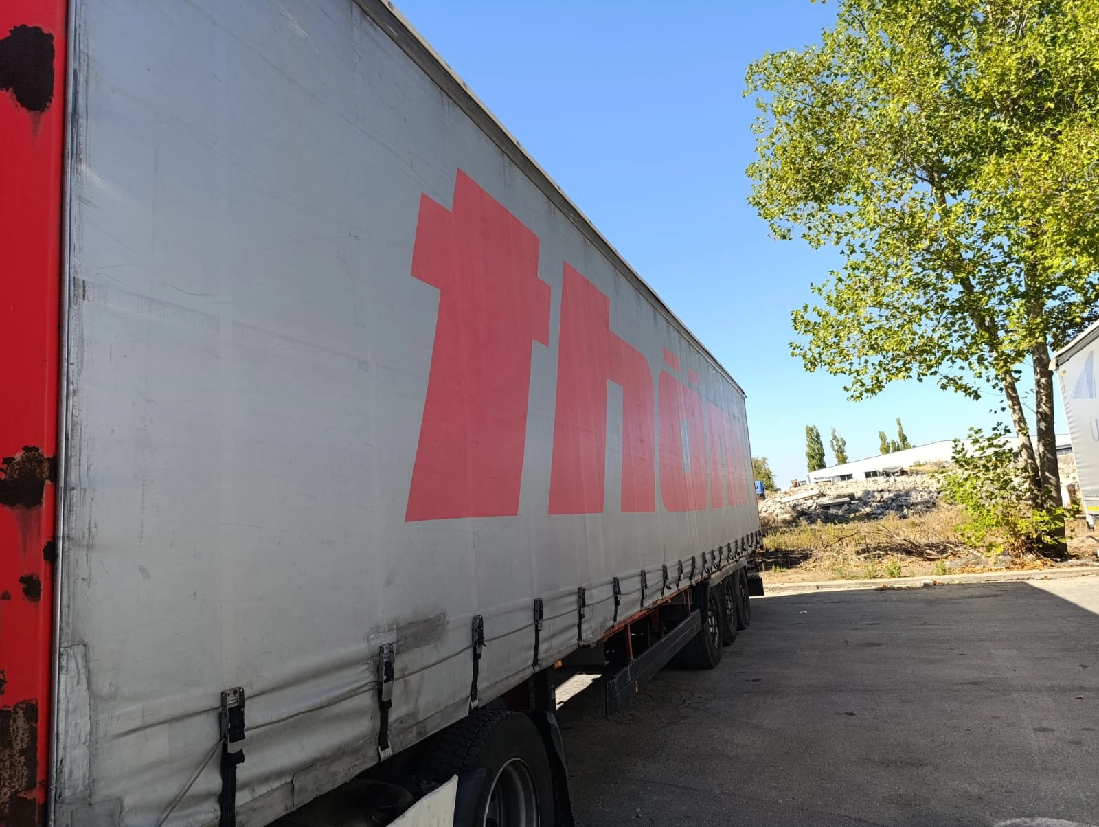 Полуремарке Krone