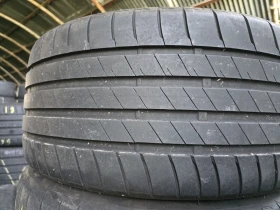 Гуми Летни 235/35R19, снимка 4