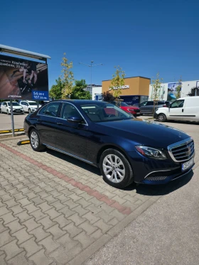 Mercedes-Benz E 300 4 Matic, снимка 1