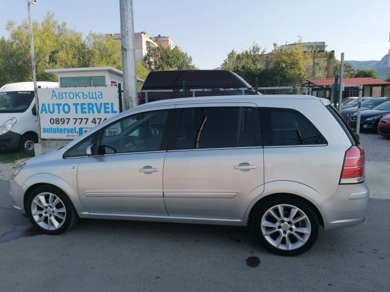 Opel Zafira 1.8I Автомат Газ 7 Места , снимка 3 - Автомобили и джипове - 45858141