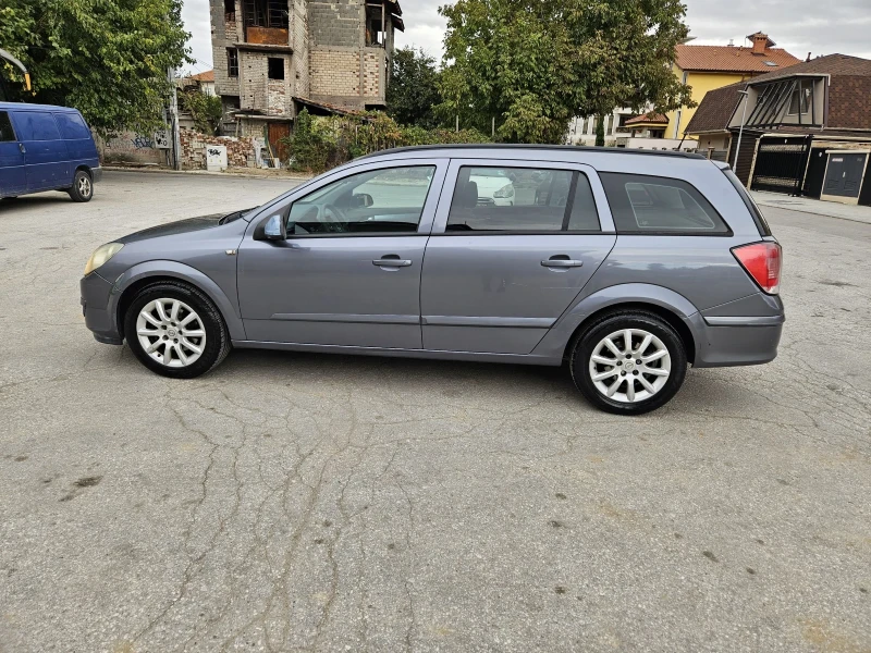 Opel Astra 1.6 i Автоматик Климатик, снимка 6 - Автомобили и джипове - 47525440