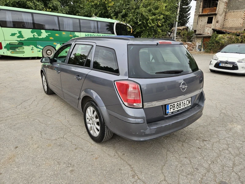 Opel Astra 1.6 i Автоматик Климатик, снимка 5 - Автомобили и джипове - 47525440