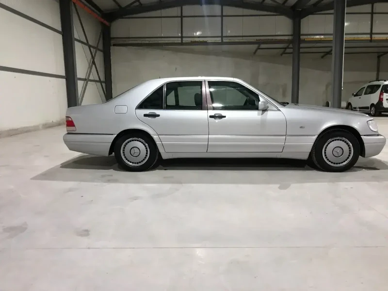 Mercedes-Benz S 300 TD 177кс, снимка 10 - Автомобили и джипове - 48079891