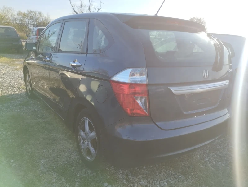 Honda Fr-v 2.0, снимка 8 - Автомобили и джипове - 48164539