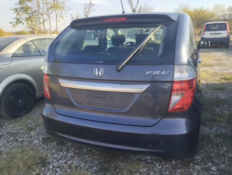 Honda Fr-v 2.0, снимка 5 - Автомобили и джипове - 48164539