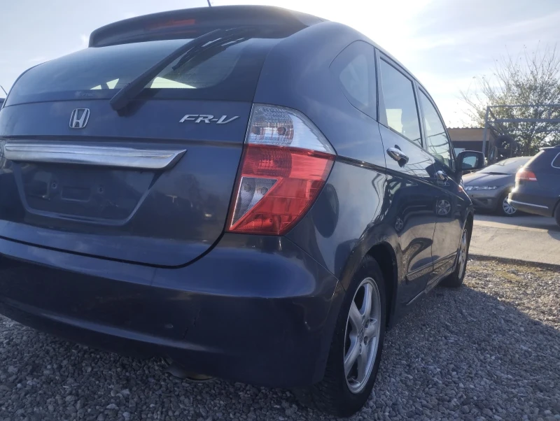 Honda Fr-v 2.0, снимка 9 - Автомобили и джипове - 48164539