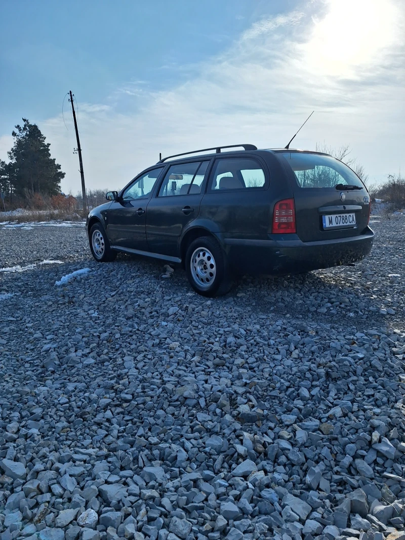 Skoda Octavia 1.8, снимка 4 - Автомобили и джипове - 49251078