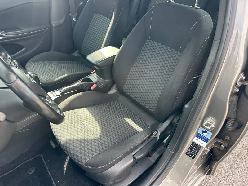 Opel Astra 1.6, снимка 10 - Автомобили и джипове - 51531421