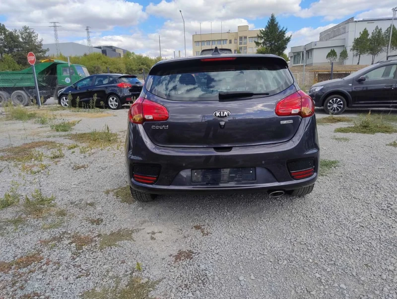 Kia Ceed 1.6 crdi, снимка 6 - Автомобили и джипове - 51912586