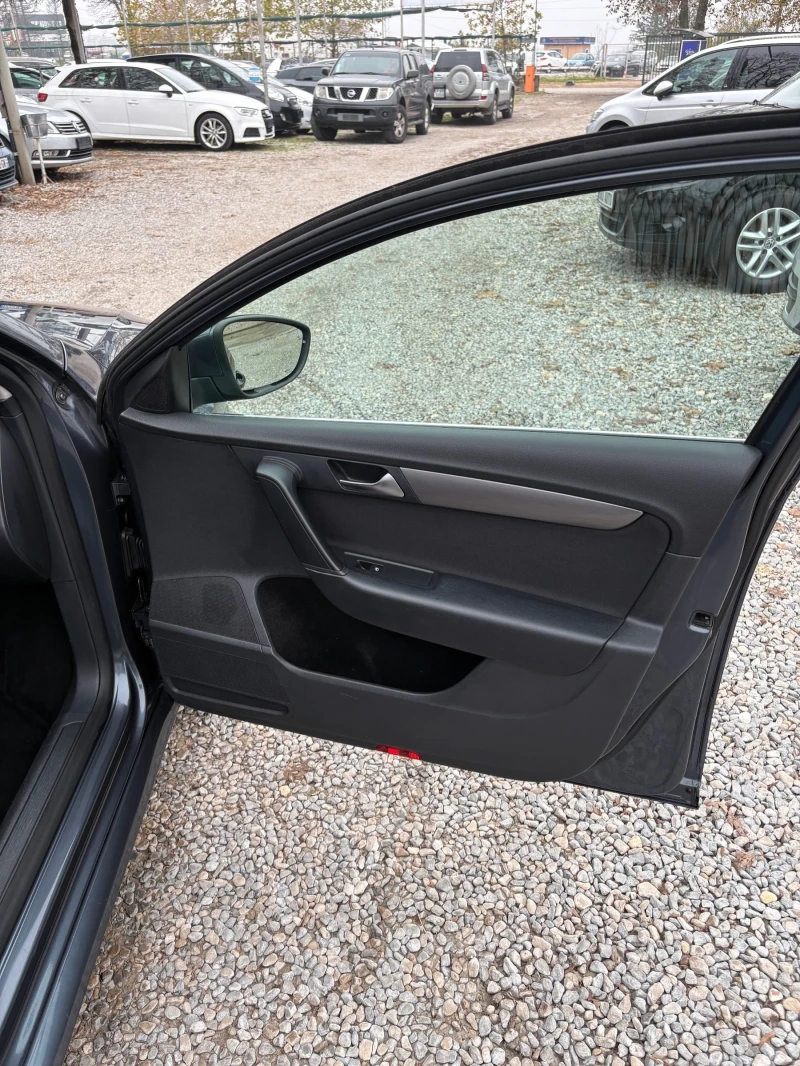 VW Passat 2.0 TDI автомат DSG, снимка 8 - Автомобили и джипове - 52517641