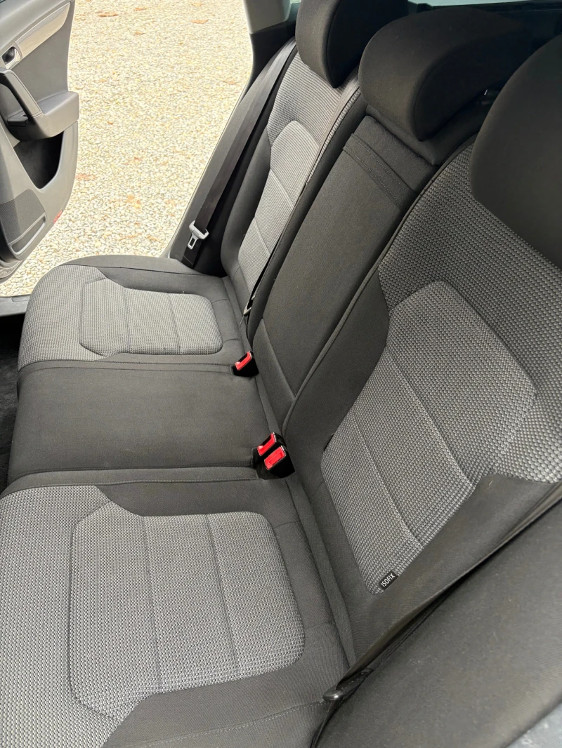 VW Passat 2.0 TDI автомат DSG, снимка 13 - Автомобили и джипове - 52517641