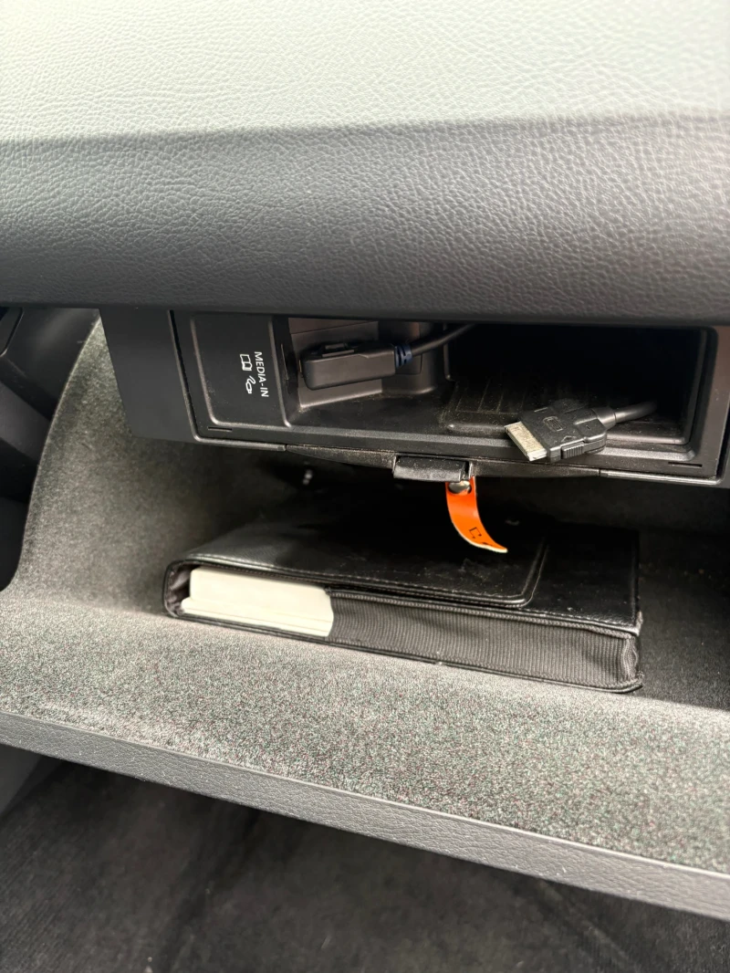 VW Passat 2.0 TDI автомат DSG, снимка 15 - Автомобили и джипове - 52517641