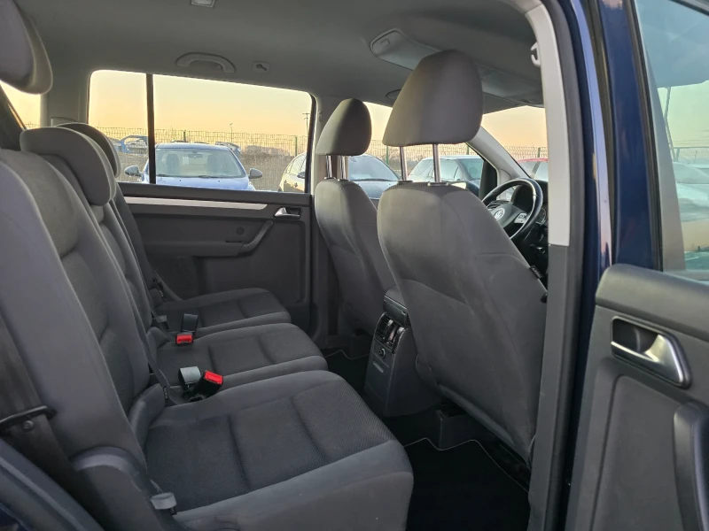 VW Touran 1.6TDI 105кс 2014 г ЕВРО 5, снимка 16 - Автомобили и джипове - 52771969