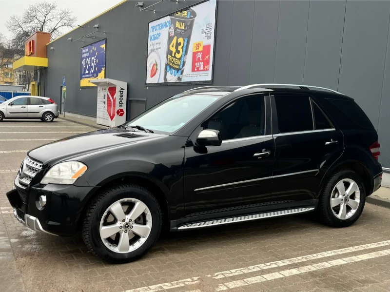 Mercedes-Benz ML 550 AMG, ГАЗ, V8, Carfax, KEYLESS GO, снимка 4 - Автомобили и джипове - 53018691