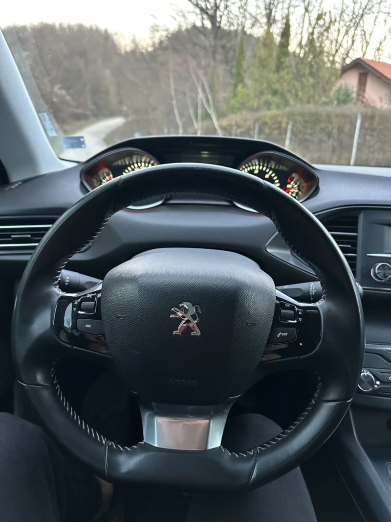 Peugeot 308 T9 1.5BlueHDI, снимка 8 - Автомобили и джипове - 53123819