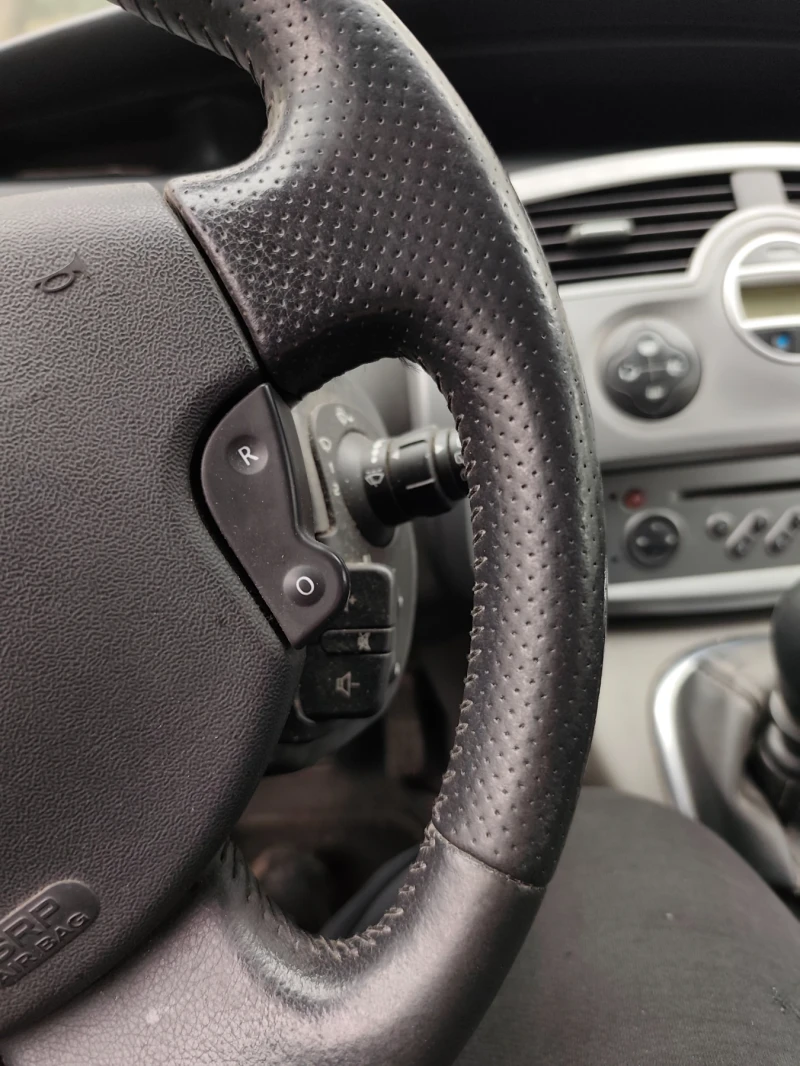 Renault Grand scenic, снимка 6 - Автомобили и джипове - 53211297