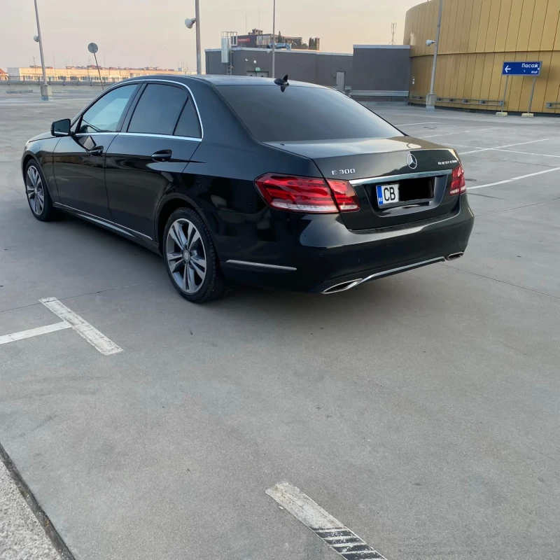 Mercedes-Benz E 300 E300 Bluetec Hybrid , снимка 6 - Автомобили и джипове - 53214251