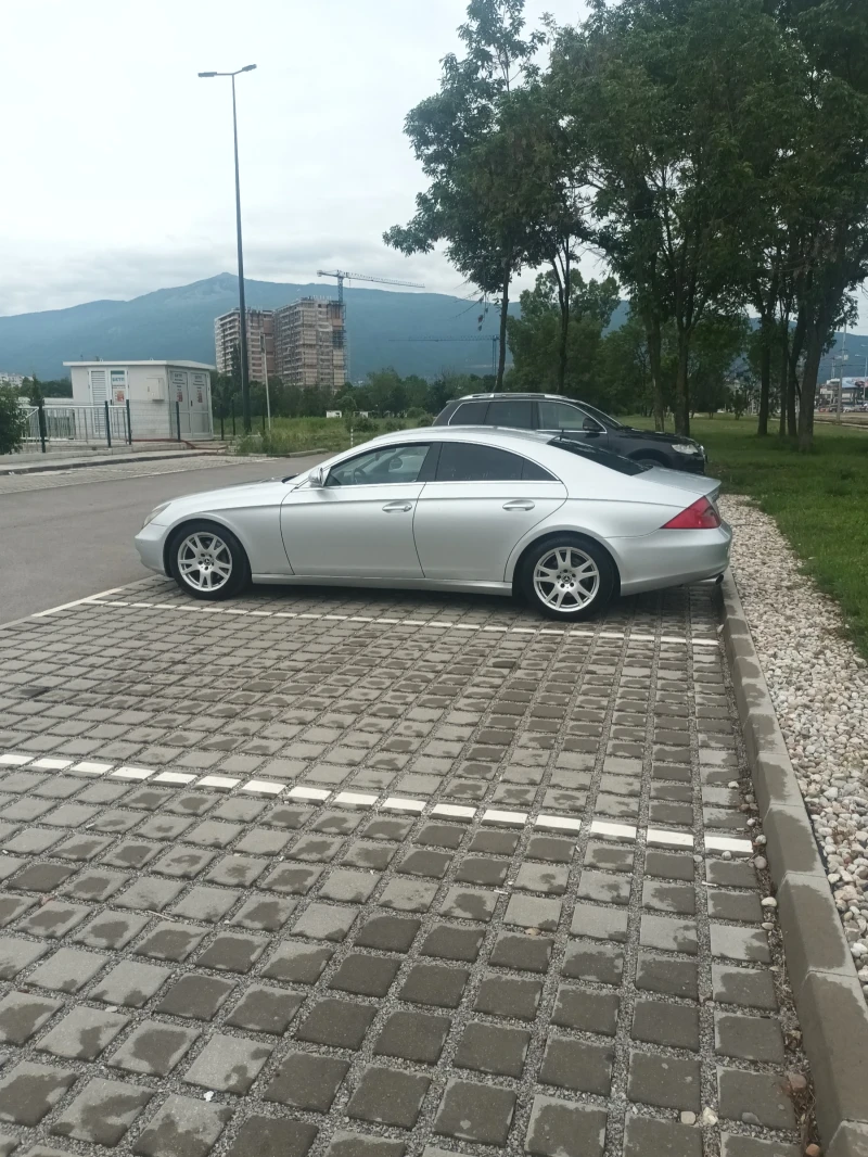 Mercedes-Benz CLS 320 320 cdi, снимка 4 - Автомобили и джипове - 53477779
