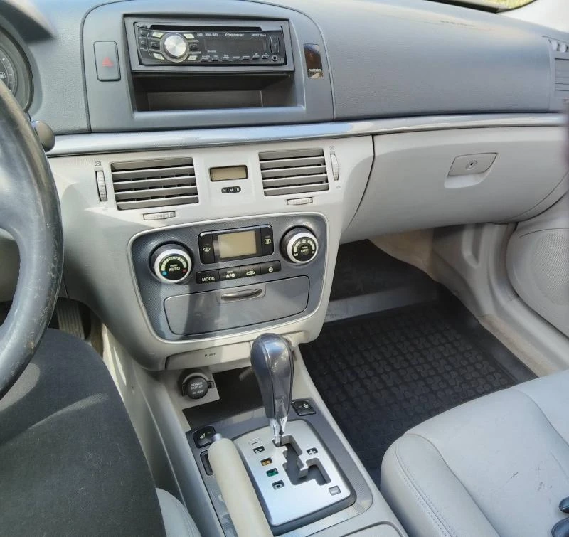 Hyundai Sonata, снимка 7 - Автомобили и джипове - 53660416
